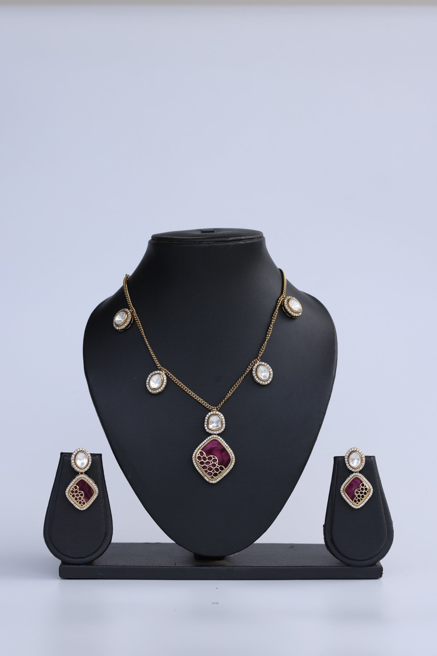 Dark Red Moissanite Polki Necklace